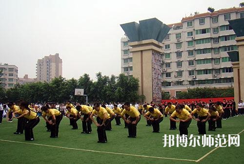 重慶忠縣幼師職業(yè)教育中心