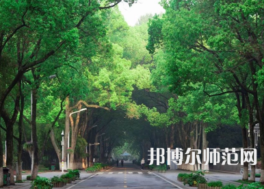 2023年華中師范大學(xué)報(bào)名條件、招生對象